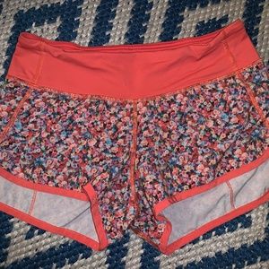 lululemon floral running shorts size 2